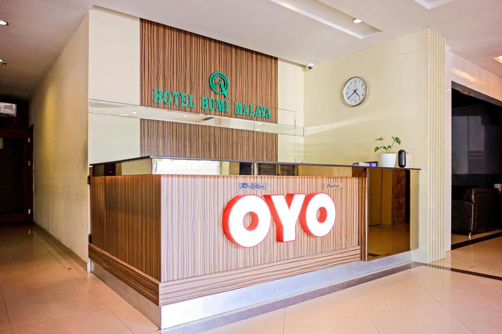 Oyo 1009 Hotel Bumi Malaya ميدان المظهر الخارجي الصورة