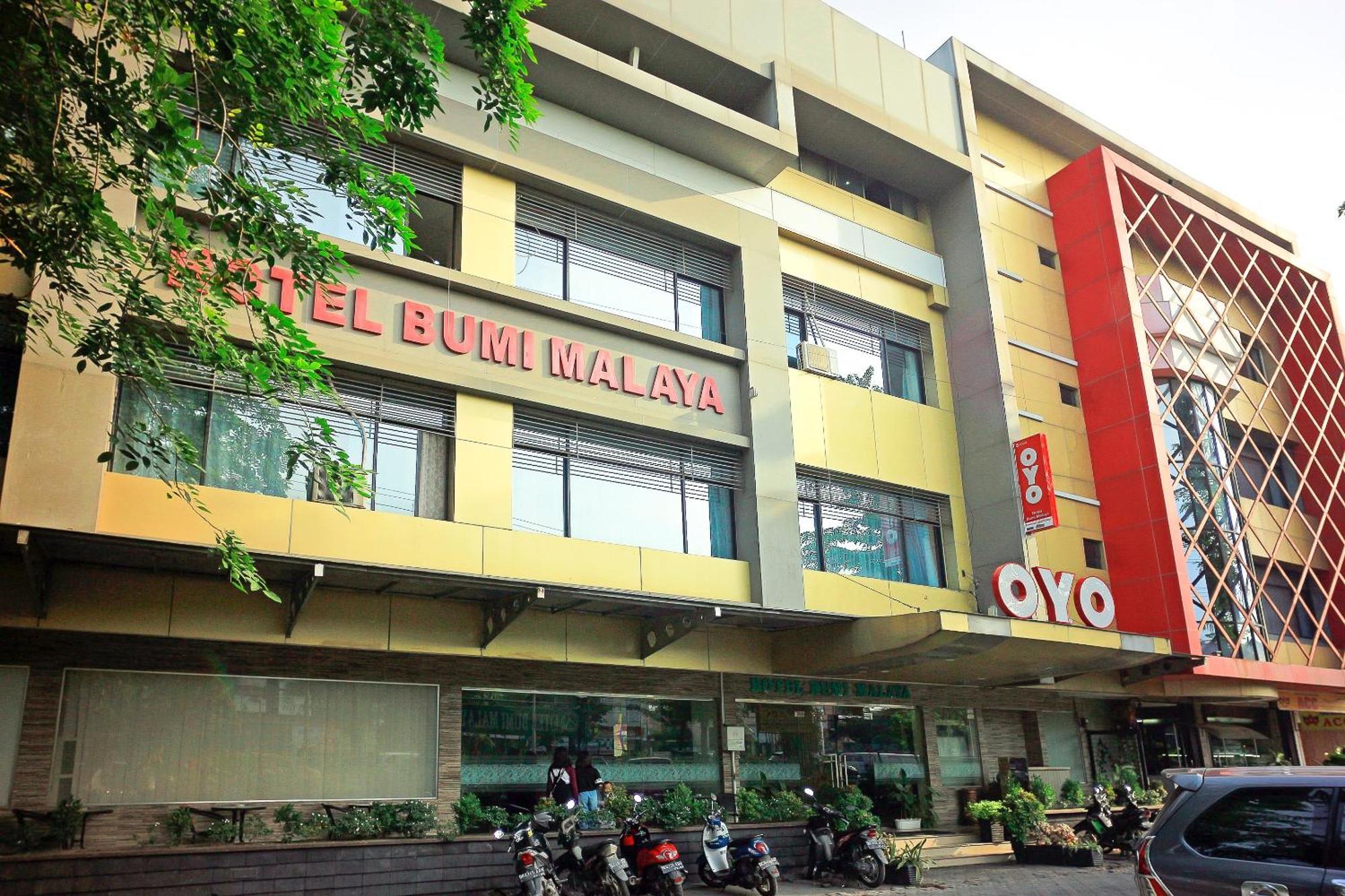Oyo 1009 Hotel Bumi Malaya ميدان المظهر الخارجي الصورة