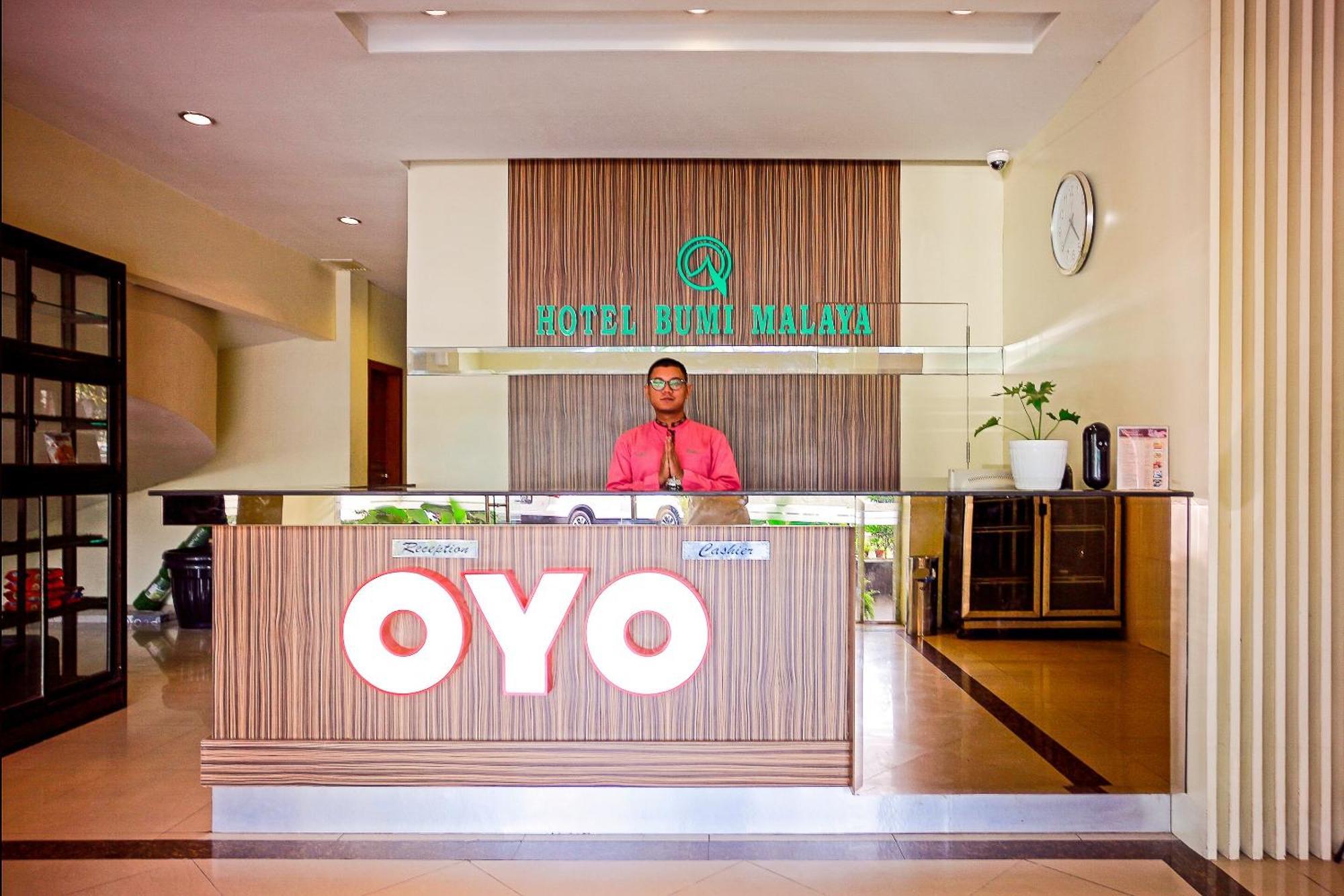 Oyo 1009 Hotel Bumi Malaya ميدان المظهر الخارجي الصورة
